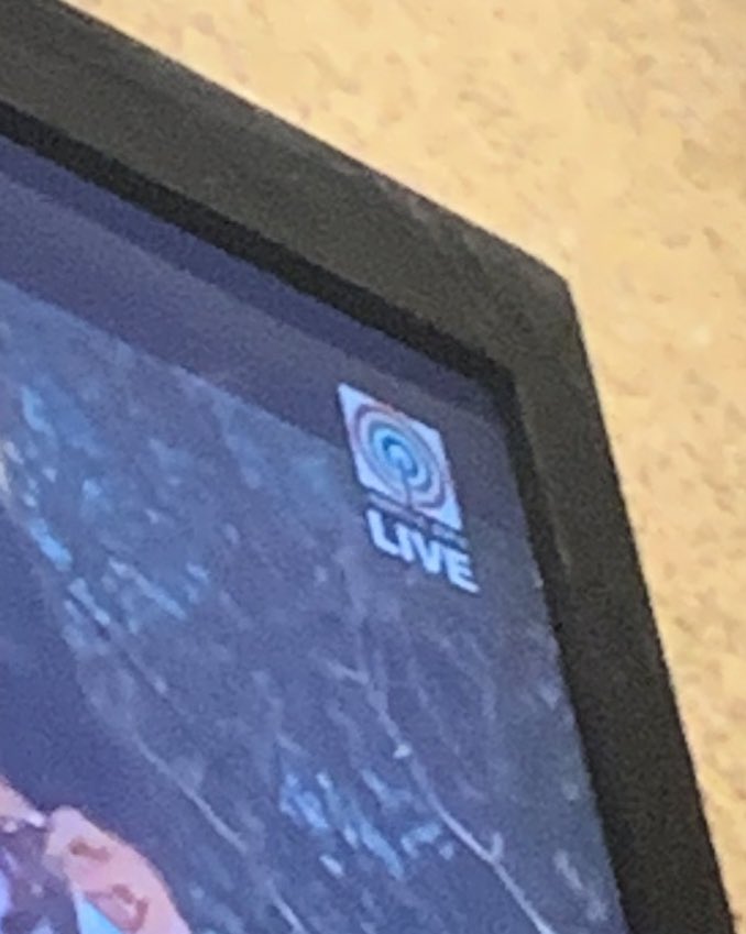 kyoquijano's tweet photo. san shinoot pbb? hahahaha iba time zone? https://t.co/YPIFaXCKkk