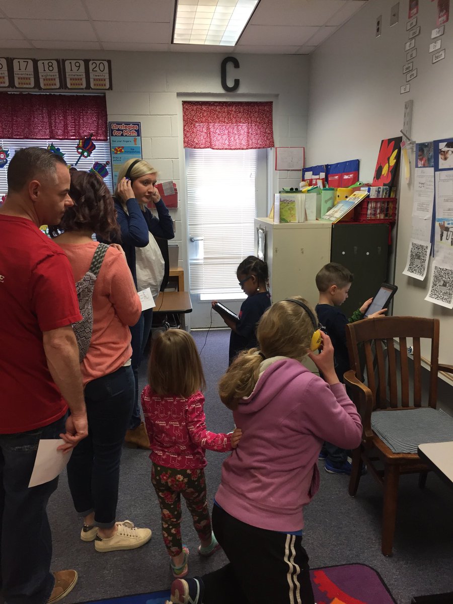 mrscreech's tweet photo. Leaders share what they have learned about Brazil! https://t.co/gTvzTGbJB5