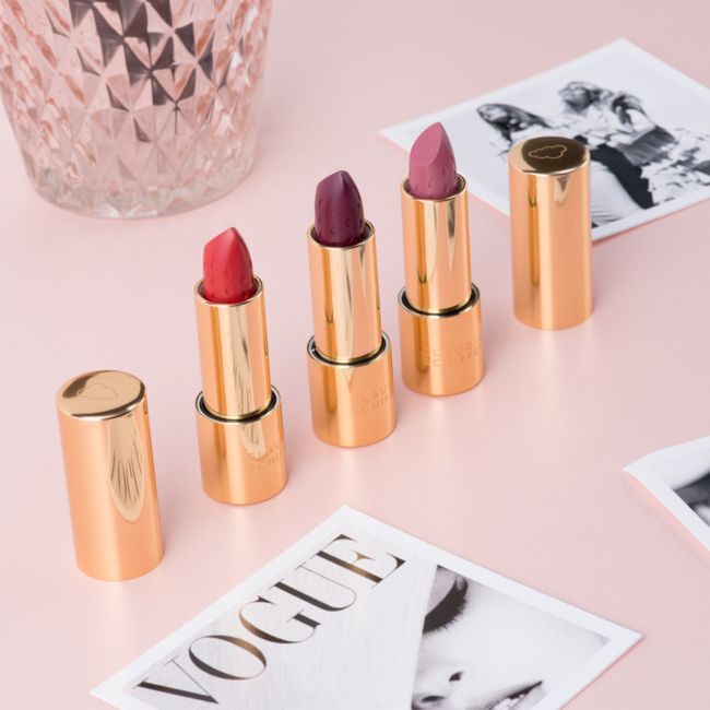 ARTDECObeauty's tweet photo. Happy #CesarChavezDay from the ARTDECO team!⁣ https://t.co/3ZLqK03KEl