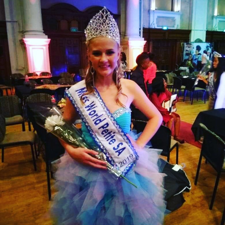 KZNTMSA's tweet photo. Well done to Mieke our current Miss Pre Teen KZN TOP MODEL for taking the title of Miss World Petite South Africa 2019 that was held at the Miss Teen Globe Event! KZN TOP MODEL Make dreams come true in the modeling development! #misspreteen #ktm18 #missteenglobesa #kzntopmodels https://t.co/RxP0vffEFt