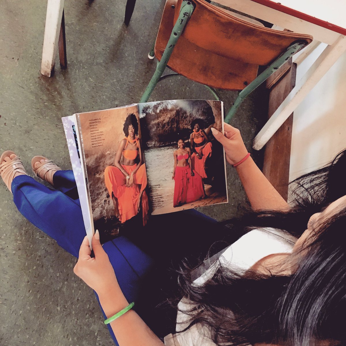 exclamation_mag's tweet photo. Spring issue available now at https://t.co/L8xC09Hv10
#fashion #music #art #style #Editorial #magazine #contemporaryart #artoftheday #Designer #resorts #grenada #islandlife #luxurylifestyle #luxury #luxurylife #models #boutique #elegance #International #exclamationmagazine https://t.co/LpemtRmdGO
