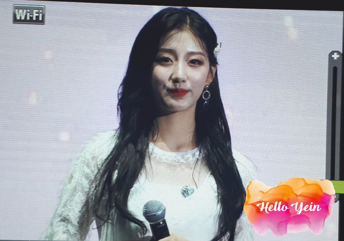 HelloYein_'s tweet photo. 190331 겨울나라의 러블리즈3 대만 프리뷰
 사랑해ㅠㅠㅠㅠ
#러블리즈 #러블리즈 #Lovelyz #정예인 #예인 #Yein https://t.co/JA9ZRsTkXi
