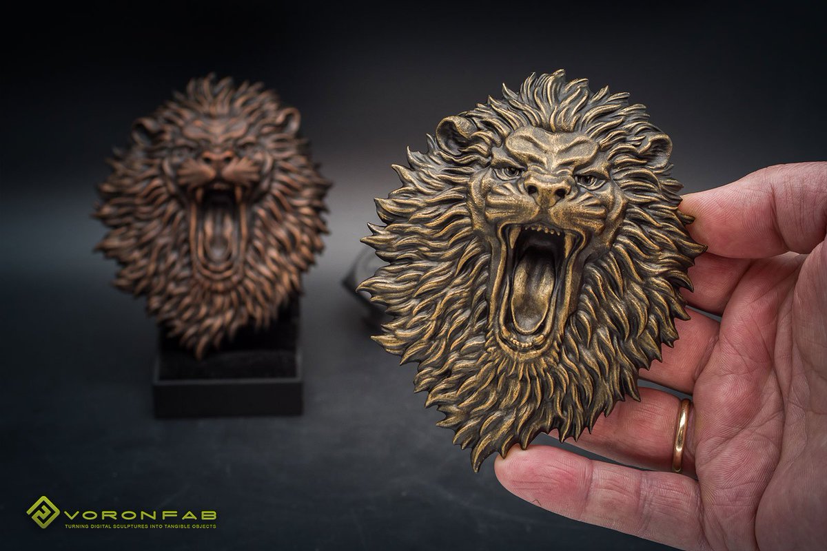 #VoronFab magnets, souvenirs. 10-12cm, painted with acrylic. #animalhead #wolfsculpture #lionsculpture #magnet #animalart #wildlifeart #resincasting #fauxbronze