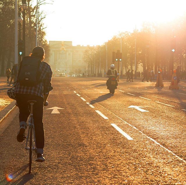 Not only is it efficient but riding is the best way to get around any city!  Backpack from >>>>>><a href="/twowheelgear/">Two Wheel Gear</a> ift.tt/2U53Cpe
