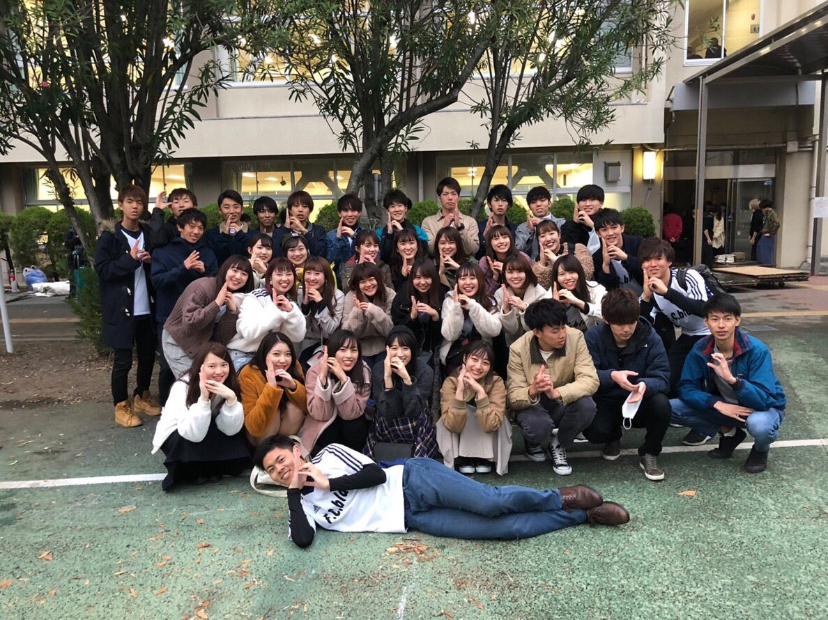 sw_blanc's tweet photo. 11/16-18
大学祭🍭🍟🍹🍧
今年はタピオカと綿菓子を販売しました！
サークルのみんなが頑張ってくれたおかげで大繁盛でした👏✌️
沢山の方々に支えられてblancは成り立っているので皆様へのの感謝を忘れずに、これからも愛されるblancを目指して頑張ります！
#blanc
#フットサル
#サークル
#西南学院大 https://t.co/eosllwoIso