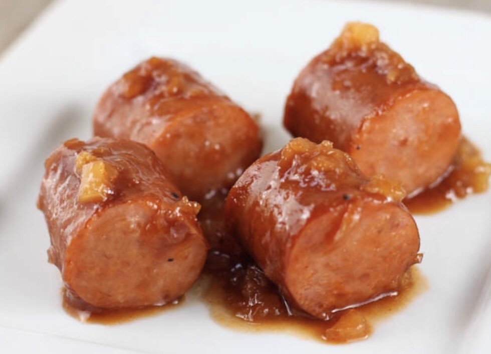 Hawaiian kielbasa bites are perfect as an appetizer!
farmwifecooks.com/hawaiian-kielb…