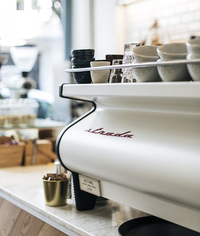 lamarzocco's tweet photo. It's those simple pleasures on a Sunday morning.
#stradaep at @spadacoffee https://t.co/Cj6vtkpHGi https://t.co/ecZoMhemvY