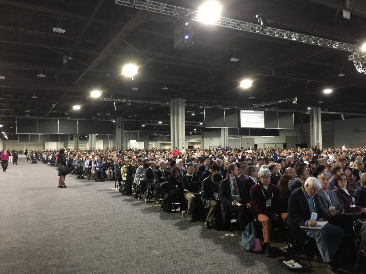 KellyLawhead's tweet photo. What a great crowd of cancer researchers at this morning’s opening ceremony with ⁦@theNCI⁩ #aacr2019 https://t.co/X10mQW0w6N