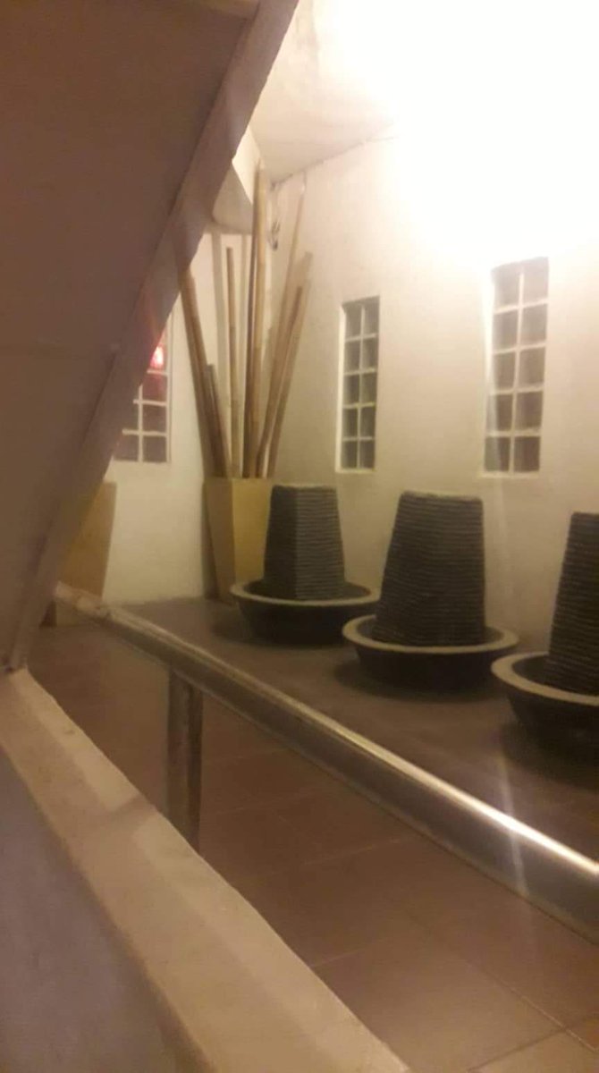 iamjayson7's tweet image. Ito na spa hunting ko kanina spa n malapit sa isang sikat na hotel dito sa boracay. ang kinuha ko swedish massage for php450 cute si thera ok massage may pasagi may bulong sa huli may choices ka hj or bj ayun sabog sulit sarap plus relax. #boracayspa #spaaddict