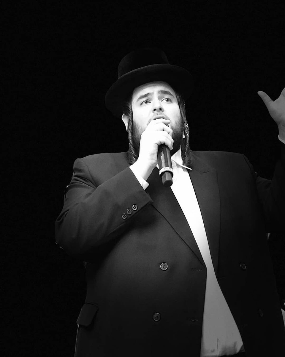 SababaBand's tweet photo. We would like to wish a big mazel tov to @ShmueliUngar on the recent birth of twins - a boy & girl!! ππ¦π§
.
.
.
#sababa #sabababand #shmueliungar #mazeltov #oifsimchas #simchas #simchaspotted #twins #singer #artist #photography #photo https://t.co/RIAbfwP4kU