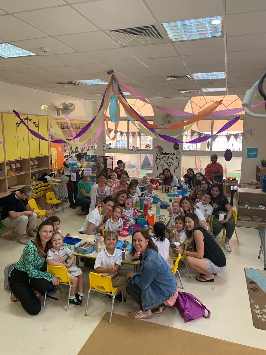 VHPS_FS1's tweet photo. Happy Mother’s Day to all the FS1 mummies! #VHPSthelittlethings #vhpsfs1 #EarlyYears #SchoolStories https://t.co/YgV1r110ZG