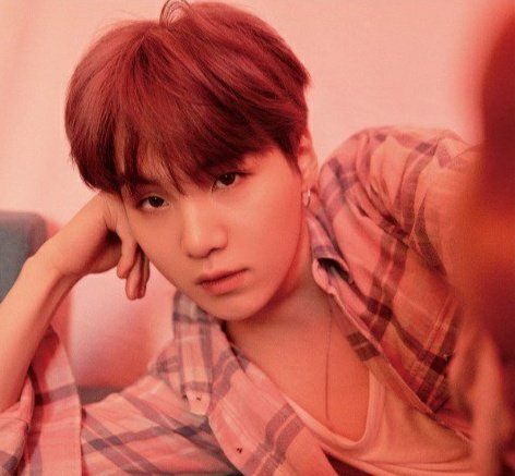 Yoongi is my world ⁷ 🐰🐱🍊 tweet media