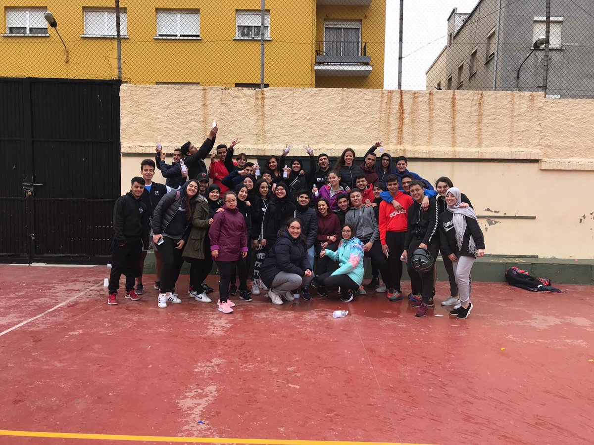 J_ENMARCHA's tweet photo. Aquí está nuestra primera GYNCANA SOLIDARIA!!
(QUE SEPÁIS QUE AÚN PODÉIS DONAR PARA CONSTRUIR POZOS DE AGUA EN ÁFRICA, contactad con nosotras para hacerlo)
Esperamos que esta sea la primera de muchas!! 
Gracias a todos y todas las personas que habéis hecho esto posible ❤️ https://t.co/R3d1fBmstT