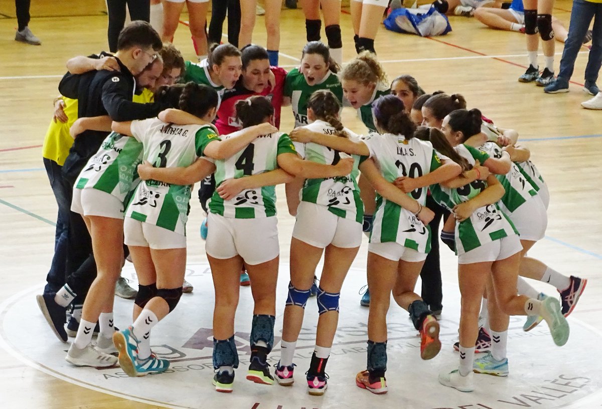 cargetas's tweet photo. #objectiuTOP4 #somiarEnGran #LeftHanderPower #forçaOAR https://t.co/TSkqtC1cXZ