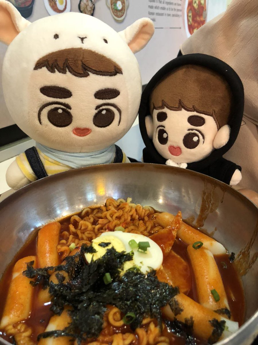 squishydyo_'s tweet photo. Kaisoo babies day out 😍💖 #dyolamb #gominie #haddu #bbangddu 
With @jongninied 🌸 https://t.co/mV61aq847W