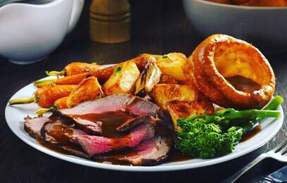 BelowPub's tweet photo. Sunday roast in Sauze d’Oulx along with the UEFA EURO Qualifiers 
3pm Wales vs Slovakia 
6pm San Marino vs Scotland
8.45pm Netherlands vs Germany 
#sauzedoulx #sauze #vialattea #sundayroast https://t.co/MsdckQE5Qr