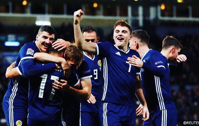 BelowPub's tweet photo. Sunday roast in Sauze d’Oulx along with the UEFA EURO Qualifiers 
3pm Wales vs Slovakia 
6pm San Marino vs Scotland
8.45pm Netherlands vs Germany 
#sauzedoulx #sauze #vialattea #sundayroast https://t.co/MsdckQE5Qr