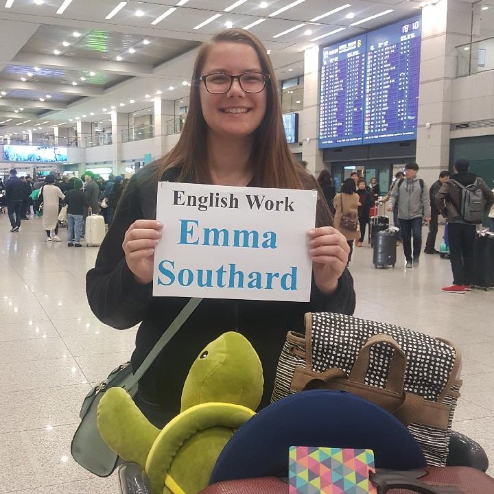 englishwork's tweet photo. Welcome to Korea! Emma!
You will have a great time in Korea! https://t.co/VwjtKblDkx