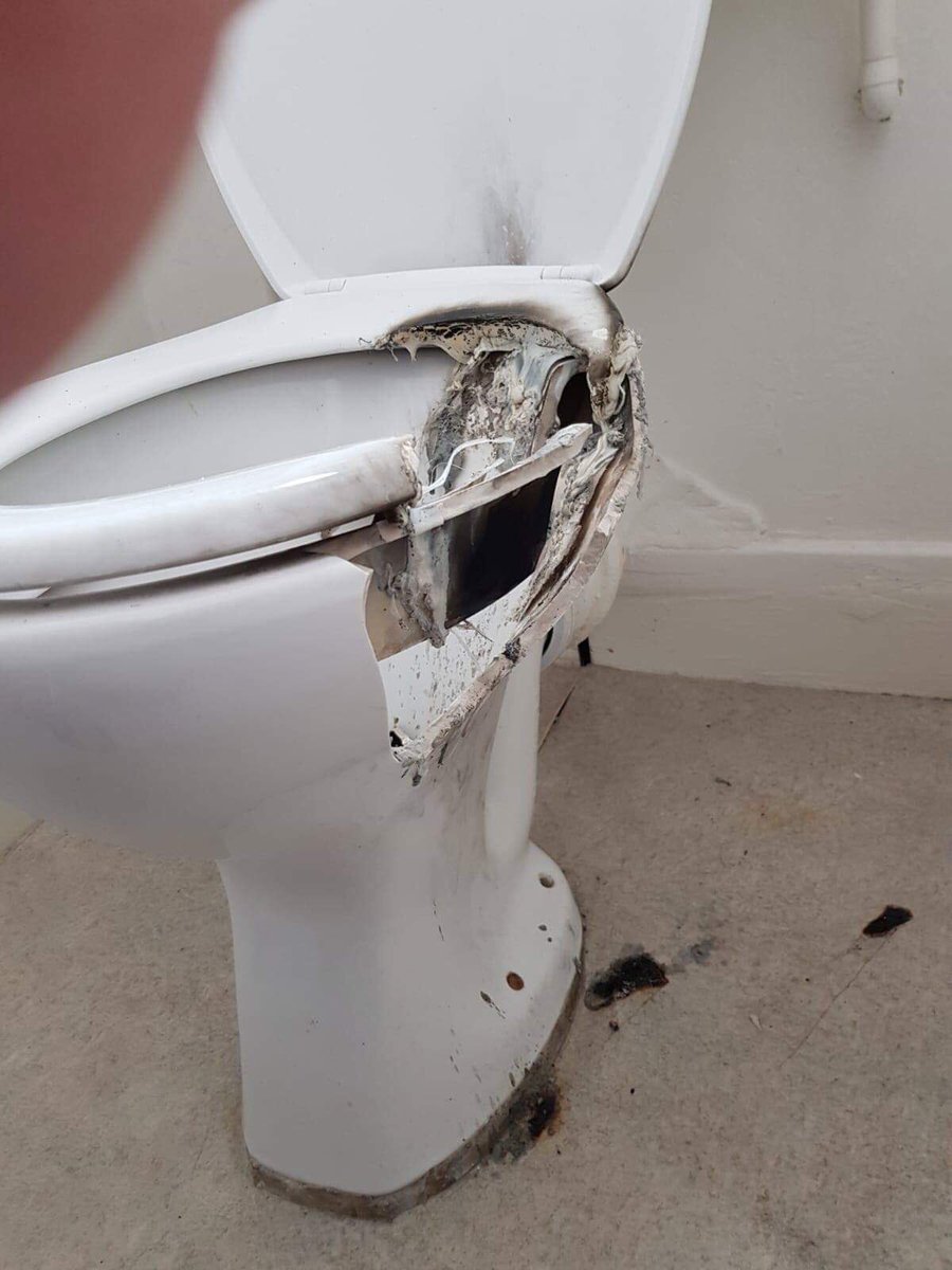 EPHGLimited's tweet photo. #ExplodingToilets what could possible of caused this?
Who ever though a sticker freshener could cause this? May be known to some as defuses.
#EmergencyCallOut yesterday to a client who may of left the stick balanced on the toilet and was in another room when he heard a bang. https://t.co/XQx6KtcSlp
