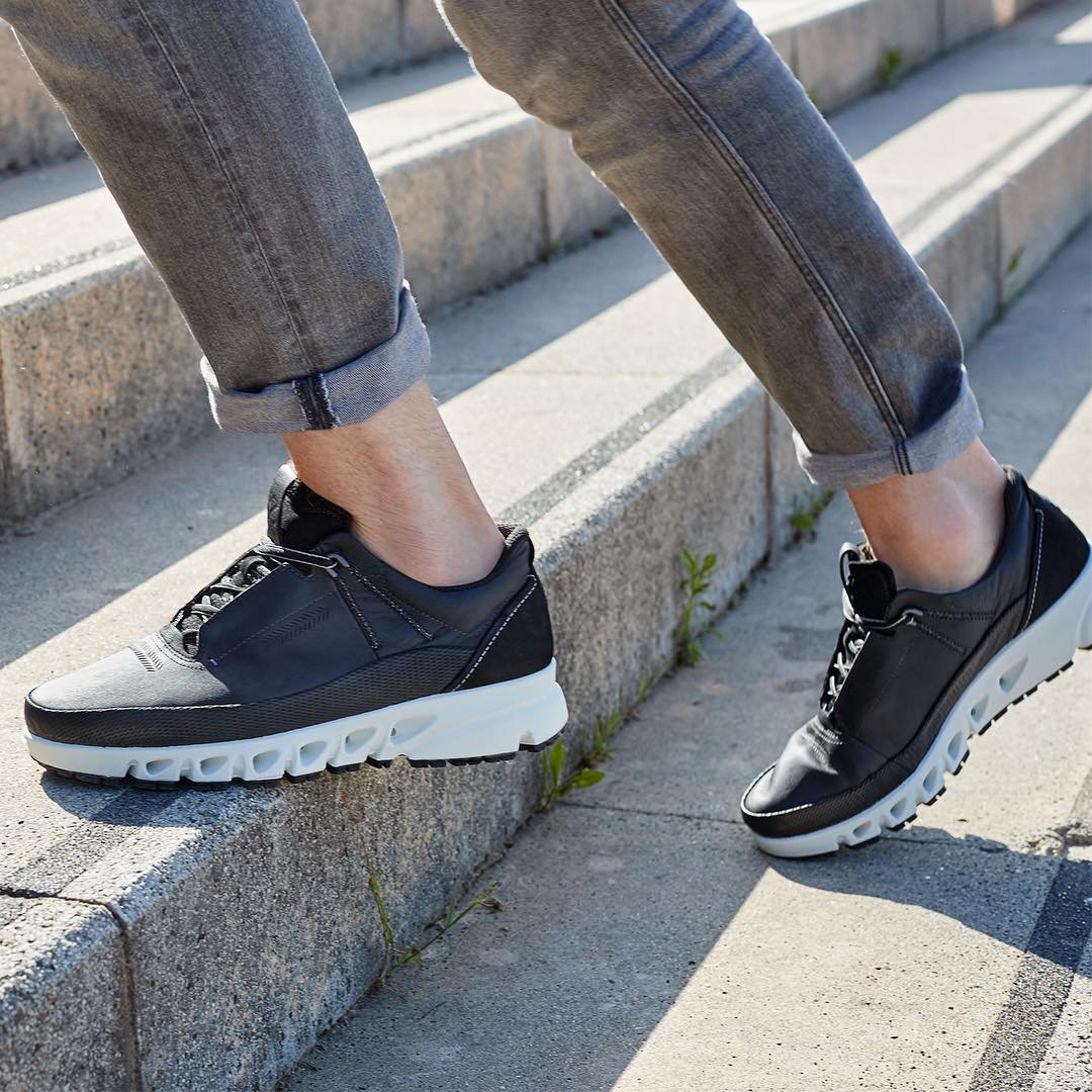 GulfMallQatar's tweet photo. Your most comfortable / flexible / durable & classic footwear brand Ecco is now on Half Back Offer. Get a free gift voucher half of your purchase. Located in ground floor, Gulf Mall.
#gulfmallqatar #qatarphoto #qatarinstagram #vediogram #amazing #goproqatar #instapic #visitqatar https://t.co/CQxhfdJBYe