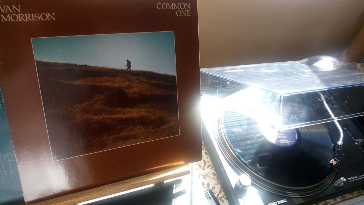 learnandsing's tweet photo. #NowPlaying #NowSpinning #SundayMorningAnalog #LatestFind Van the Man, Common One https://t.co/ndXc1fhwxE
