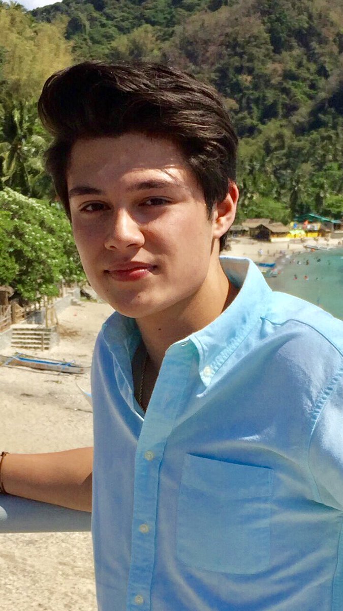 rhys_miguel's tweet photo. Sunday workplace 🏝☀️👌@ABSCBNLifestyle https://t.co/2pLMp5SMya