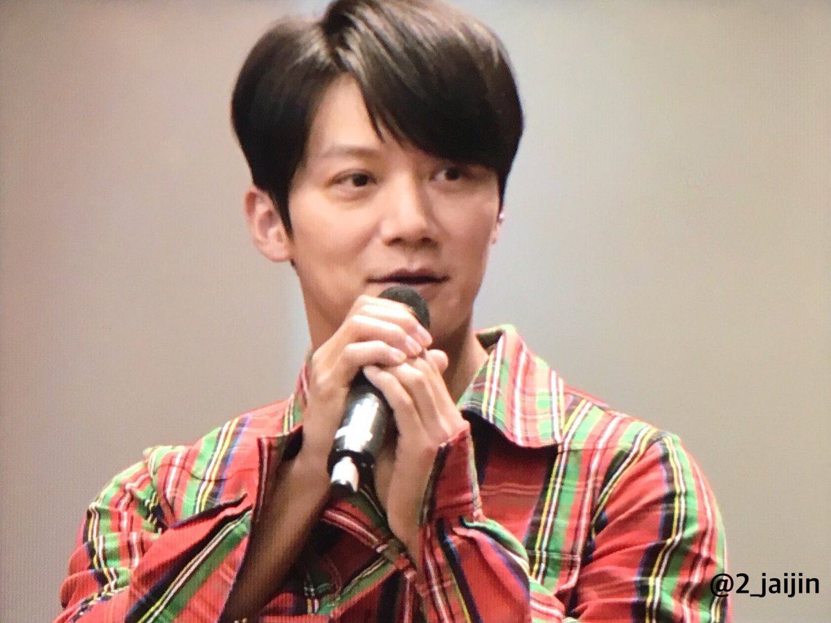 2_jaijin's tweet photo. 190324 더컬러 발매기념 팬사인회 in 서울

#젝스키스 #젝키 #SECHSKIES
#이재진 #LEEJAIJIN https://t.co/mkCCFxKzbc