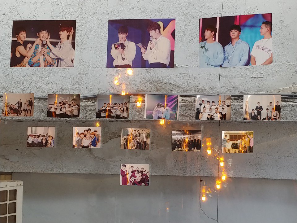 q8ERISnavhAtFcG's tweet photo. #우리들의_별_7주년_축하해
#더_오래_함께하자_
근처에서 볼일이 있기도 하구 해서 성수 워크카페에 들렀는데
카페 내부도 너무 이쁘구 사장님도 착하셔서 너무 좋았어요❣️ https://t.co/lcMFZC9aU2