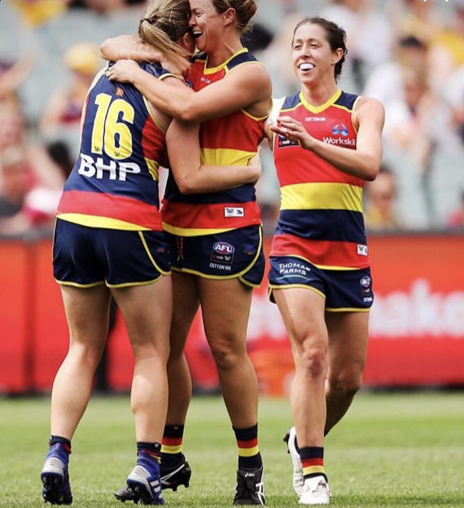 AFLW Ireland tweet media