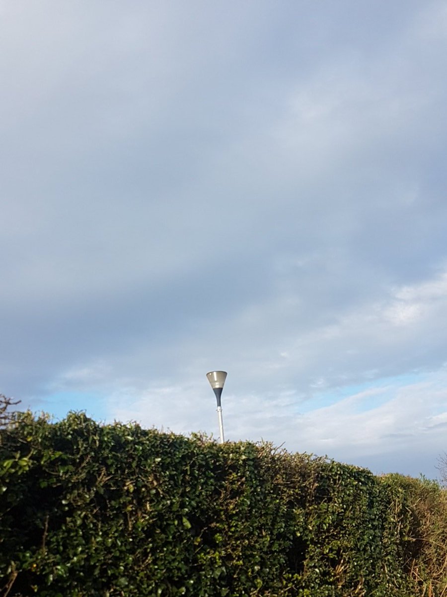 abtsag's tweet photo. #IHaveAThingAbout Lampposts https://t.co/xnGQyCl2Xb