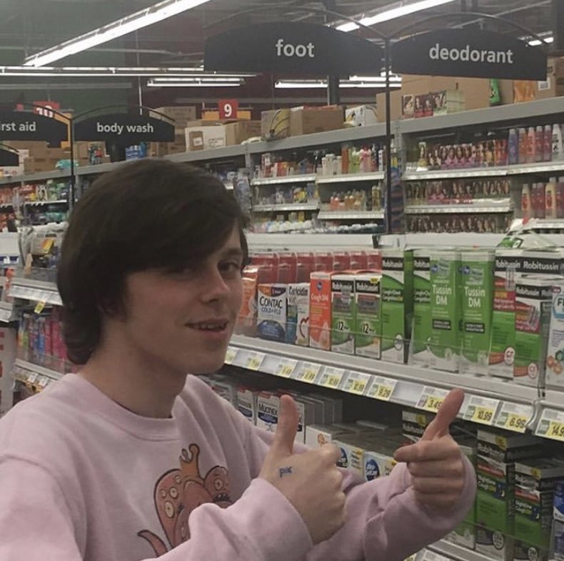 ImAllexx's tweet photo. found this gem hidden deep in my insta tags https://t.co/5RvwFDP1hA