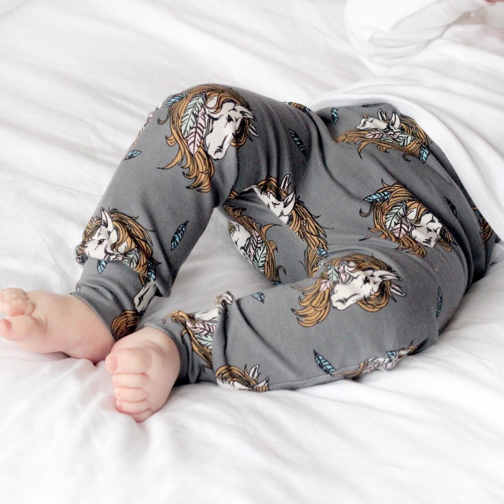 PepsAndPooks's tweet photo. 🦄HAPPY SUNDAY!🦄
Our super cool Pony Head leggings from @Fredandnoah are now only £12! Find them in the sale section of our website.🙌 https://t.co/VwVf9IUVQY