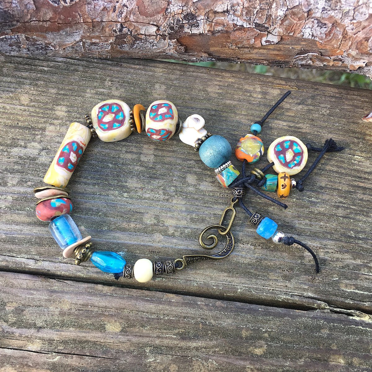 DamDomido's tweet photo. Ethnic bracelet - New collection Spring/summer #freeshipping
#ethnicjewels #Bohojewels - #laperruchecreations
https://t.co/uCGMfCvTeO https://t.co/ktHhhBv5Ue