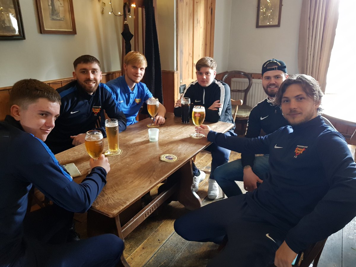 Axfordg's tweet photo. When you are winning games there is no better feeling
4 games left and now in joint 4th
#SupportingTheForce
@KCFL_News https://t.co/QjbKp1U9TB