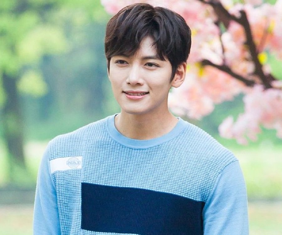 whatthekpop1's tweet photo. SBS has apologized for using #JiChangWook's photo to talk about Madam Rin's ties w/celebs through Burning Sun. The report sent the web into a flurry of gossip &amp; rumors that he was involved. But SBS has clarified he is not connected &amp; apologized for causing a misunderstanding. https://t.co/WanenfdkFG