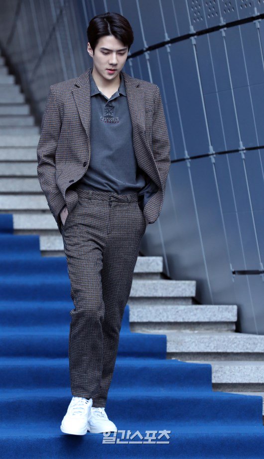 EXOXOXOID's tweet photo. [NEWS PIC] 190324 Sehun in Seoul Fashion Week 19FW

https://t.co/S4LCVzUWUh
https://t.co/8AkcX5TNVl

#EXO #EXO_TEMPO #LoveShot #SEHUN #세훈 @weareoneEXO https://t.co/ertmM6mPe6