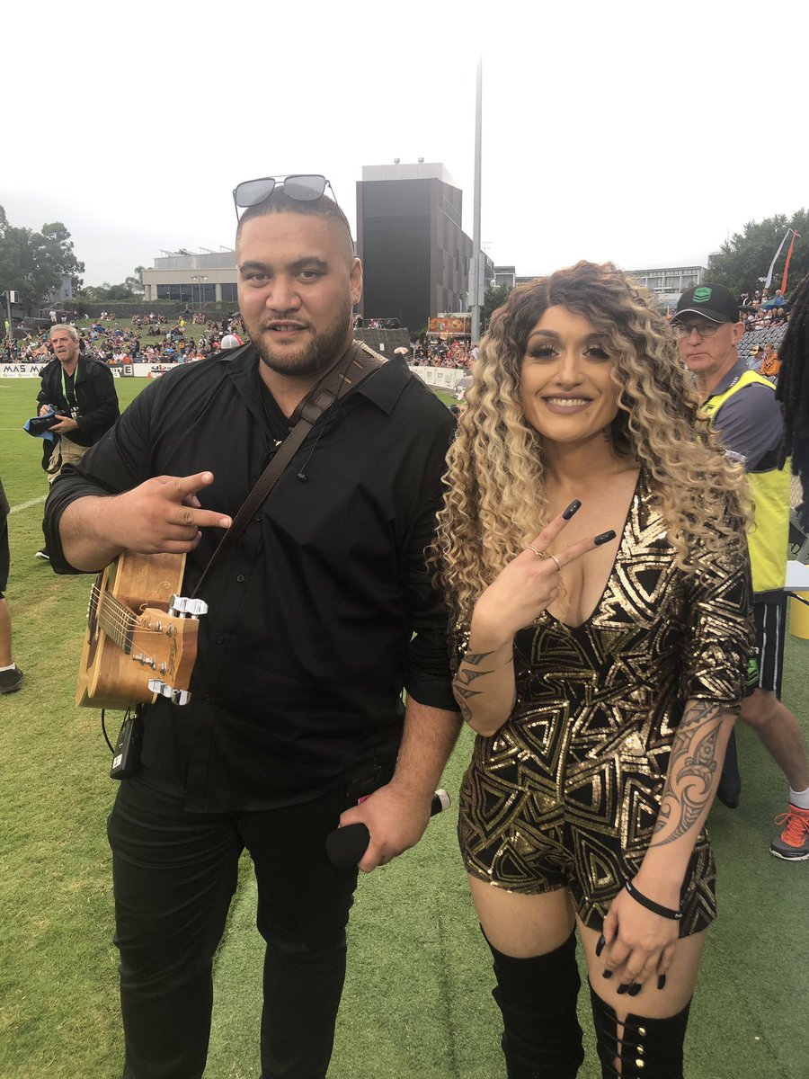 candicemusic01's tweet photo. So honoured to sing at the #NRLTigersWarriors match tonight.
#candicemusicofficial #candice #progressrecords #music #singer #songwriter #artisttowatch #performer https://t.co/ONCVaEFmg6