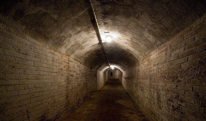 we__xperience's tweet photo. Barcelona's air-raid shelters, another one of the city's best kept secrets. https://t.co/hphgRD6ARb #barcelonasecretplaces #airraidshelters #barcelonacity #traveltheworld #mytravelgram https://t.co/rX5bRDspnK