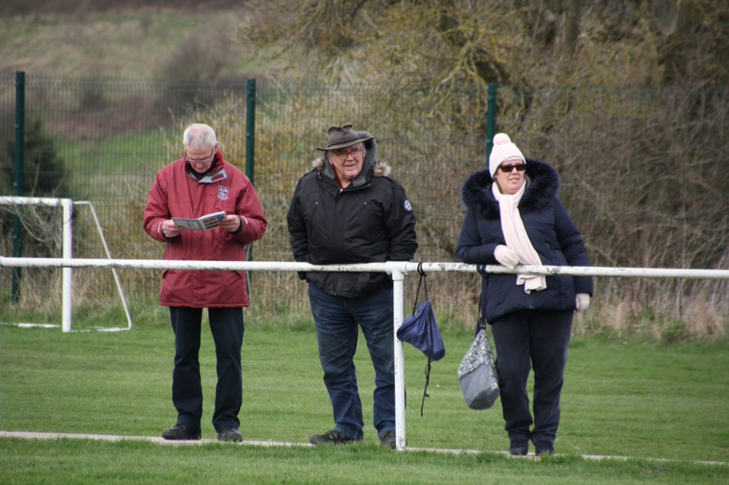 MarkDParsons's tweet photo. Four taken at yesterday's game @swallownestfc vs @AFC_Emley in the @NCEL #nonleague #football #ncel #afcemley #swallownestfc https://t.co/Al7bo1GeRp
