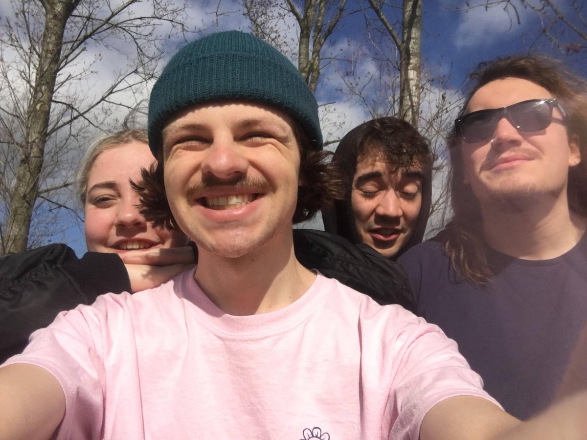 Very fun shows at V11 and @veraclub downstage <3 Next up: 
- Goodnight Moonlight - Instore at <a href="/KoffieLeute/">Koffie Leute</a> 
- Record Store Day <a href="/PlatoLeiden/">Plato Leiden</a> 

Listen to our new EP: 
Spotify: bit.ly/gnmlbetterpers…
Bandcamp: bit.ly/betterpersonbc
Soundcloud: bit.ly/betterpersonsc