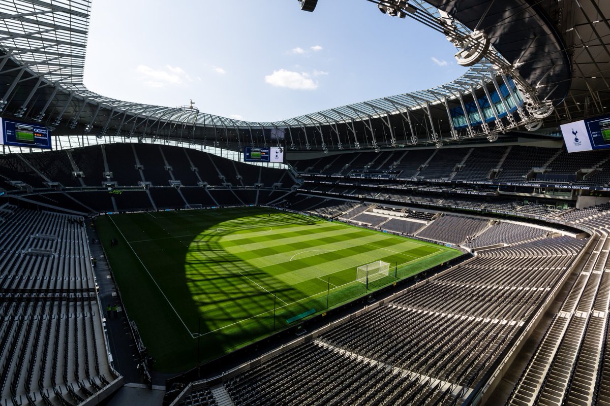 SpursOfficial's tweet photo. Hello, you 😍

#SpursNewStadium ⚪️ #COYS https://t.co/tm60qeHBaQ