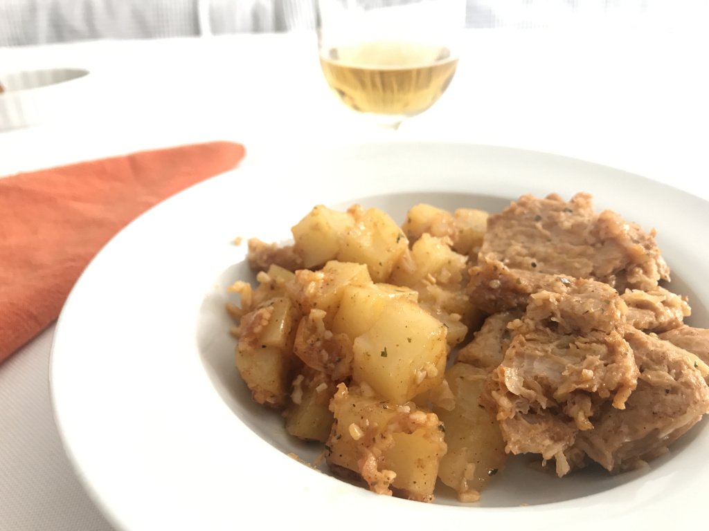 No-pollo a la cerveza con patatas cenamosenmicasa.wordpress.com/2019/03/24/no-…