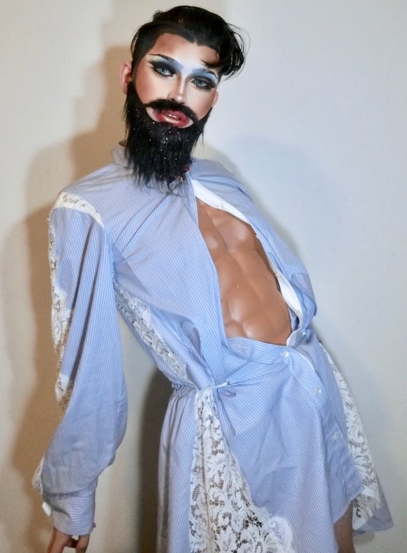 temanda_'s tweet photo. #365daysofdrag
#日めくりテマンダー
#これは昨日の投稿です

昨夜は久しぶりにすっぴんで2丁目遊んでました。楽しかったです。 https://t.co/IPfnfFfzfd