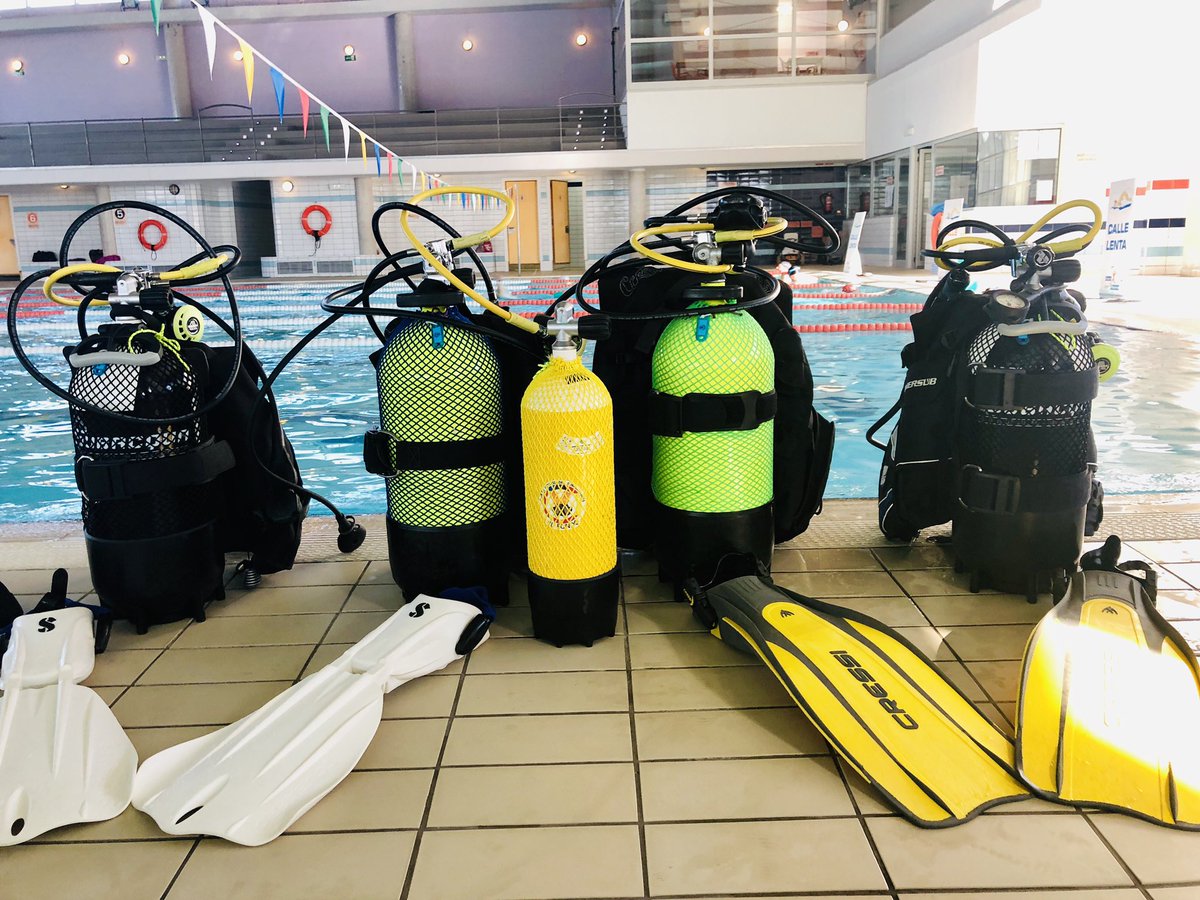 casalfondo's tweet photo. Ya estamos listos para comenzar hoy  los Bautizos de Buceo en Paterna! https://t.co/2fWq2fcgU0