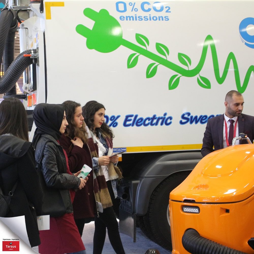 RewIstanbul's tweet image. Yüzlerce yeni ürün ve teknoloji arasından satın alma yapabilmek icin bugün son sansınız. REW İstanbul 2019 bugün kapanıyor, Fuarın son saatlerini kaçırmayın.