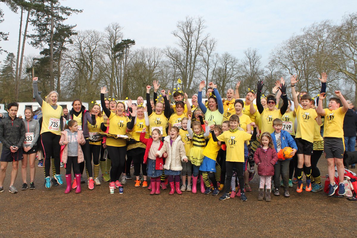 BlenheimPalace's tweet photo. Good luck to everyone taking part in today's #OX5Run to support Oxford Children's Hospital and other incredible Oxfordshire children's services - you can do it! https://t.co/Xw7yq9D6lq