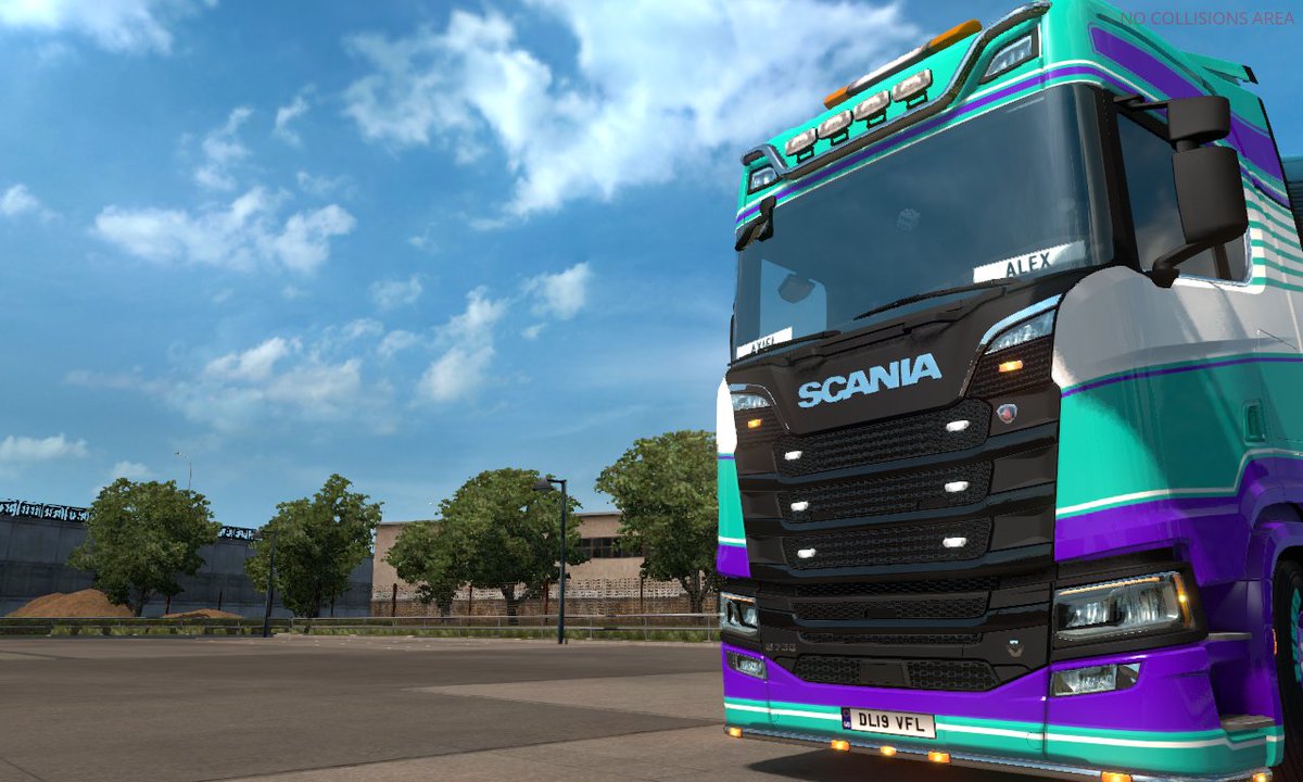 It's that time again! Sunday, and some early morning driving has been underway.