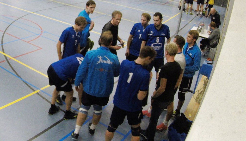 Timios H1 grijpt laatste strohalm timios.nl/2019/heren/her…