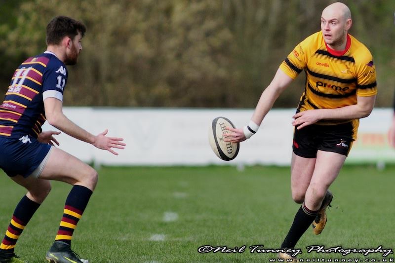 NeilTunneyPhoto's tweet photo. Photos from @BSBeesRugby v @Old_AlbanianRFC now online https://t.co/8xyW8aWPnM https://t.co/9vG4m7BeSI