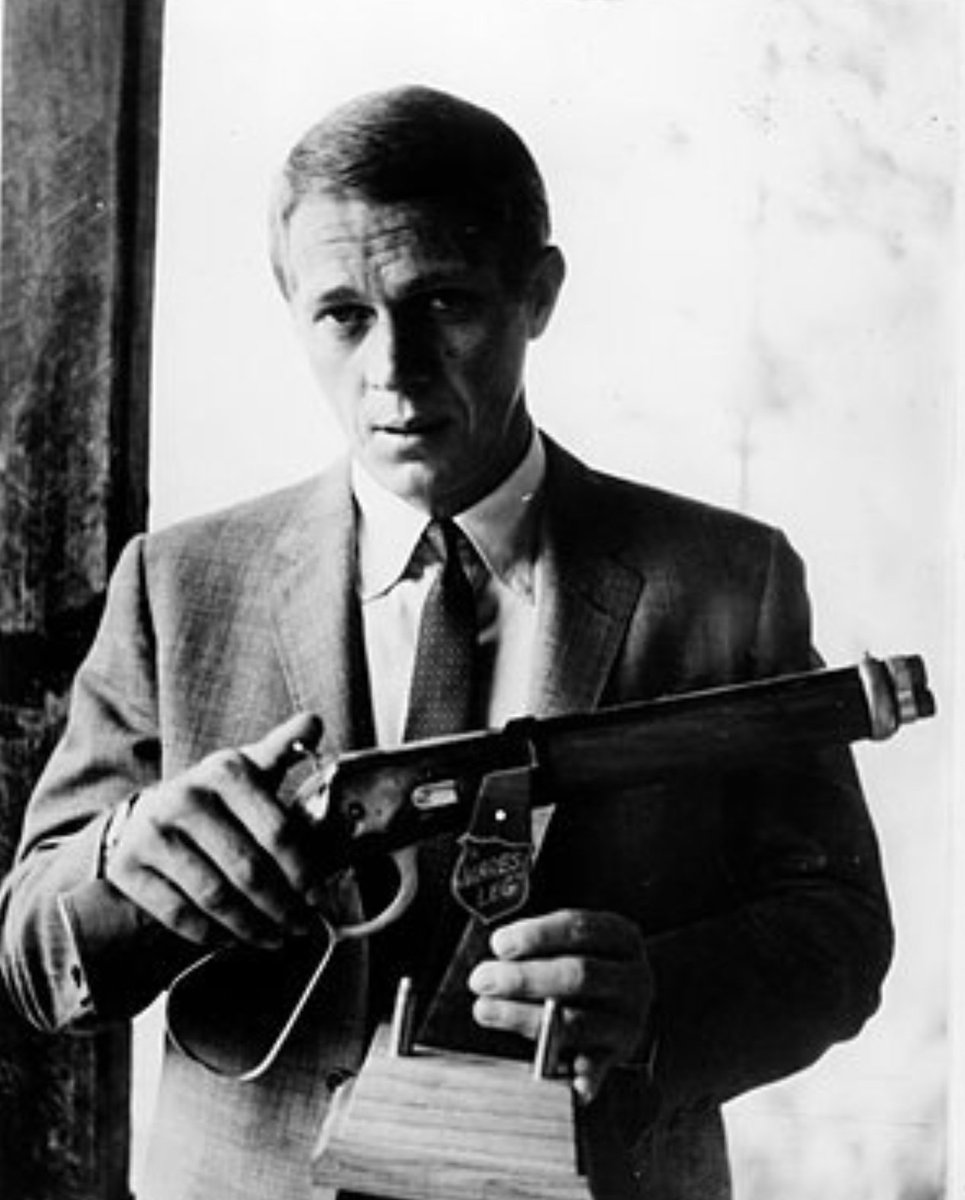 sergioandreola's tweet photo. Happy birthday Steve McQueen
(born Beech Grove, Indiana, USA,
March 24, 1930). https://t.co/Emvs2fcDa2